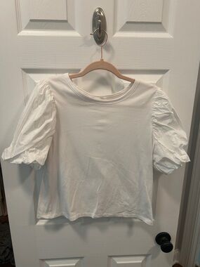 H&M White Puff Sleeve Knit Tee